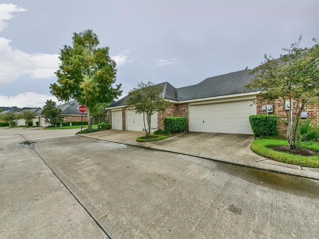 214 Whispering Ridge Terrace Houston TX 77094