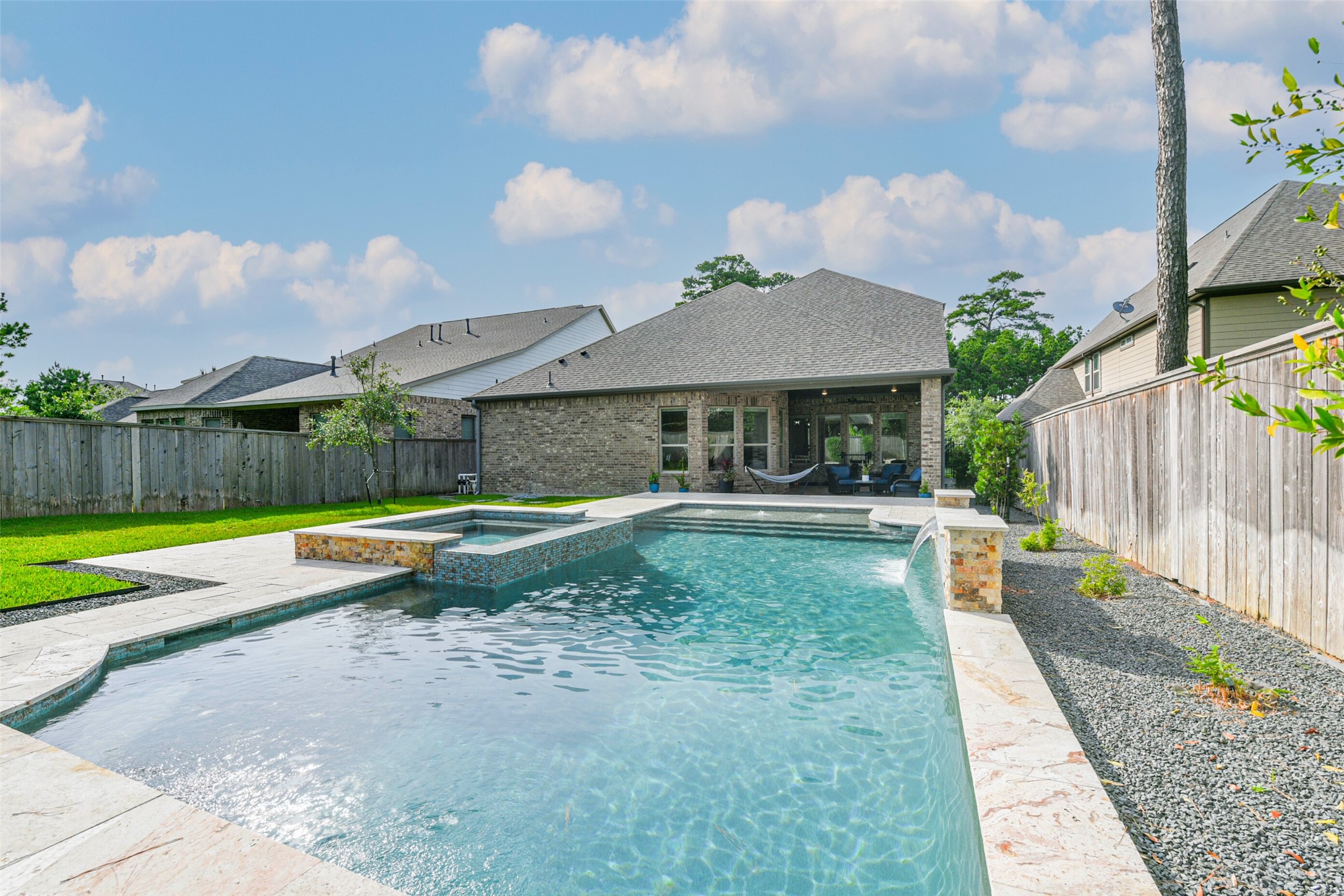 7 Wyatt Oaks Drive Tomball TX 77375