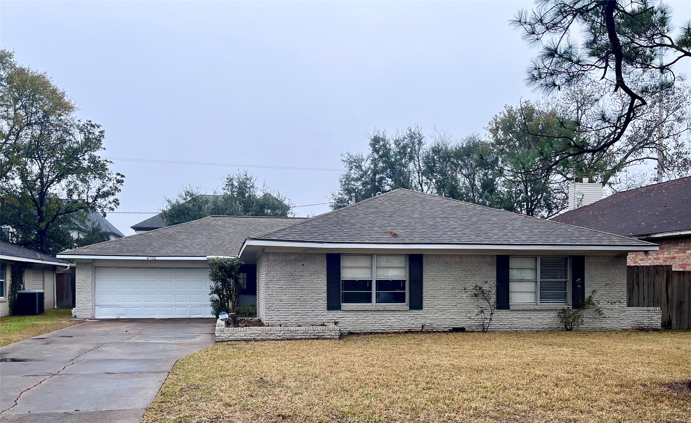 4702 Holly Street Bellaire TX 77401