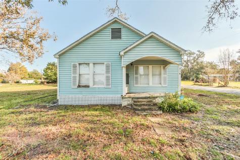 216 Rice Street Sealy TX 77474
