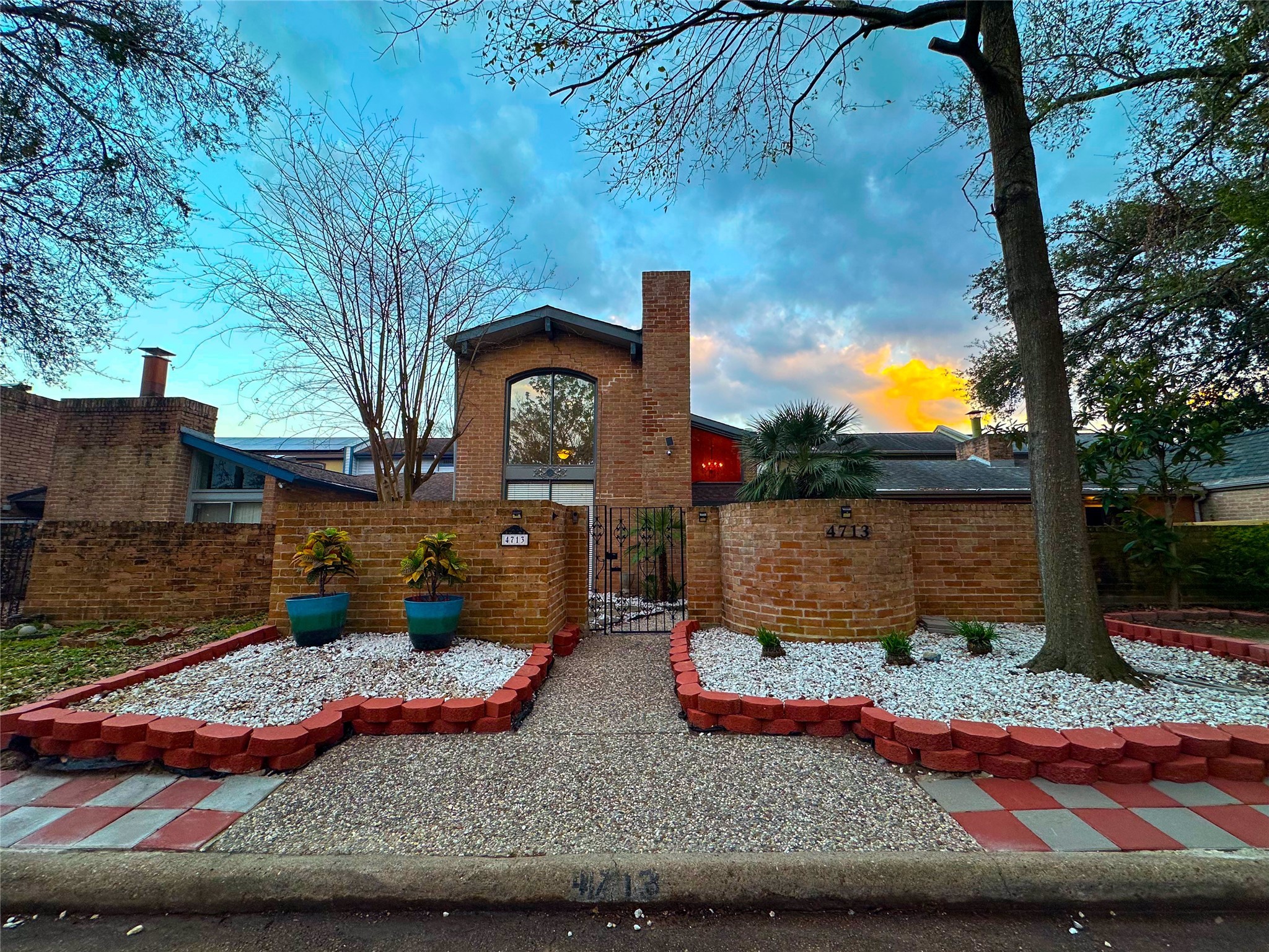 4713 N Cashel Circle Houston TX 77069