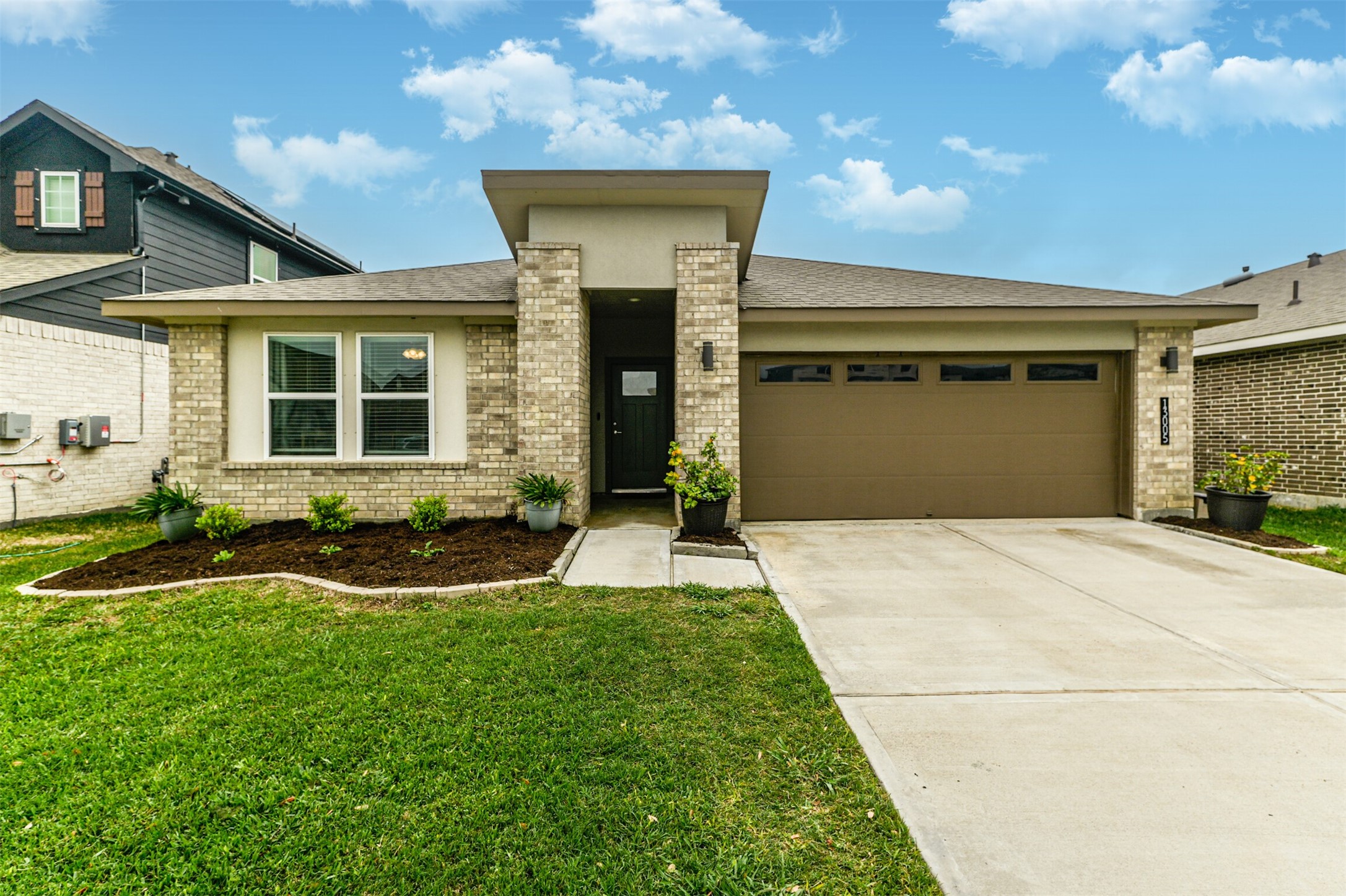 13005 Oleander Bay Lane La Marque TX 77568