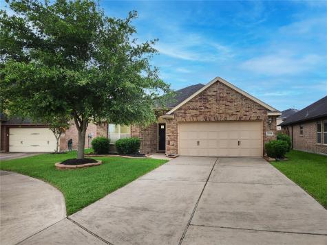 2014 Cadbury Castle Lane Fresno TX 77545