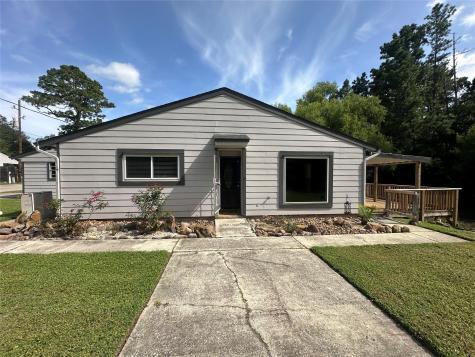 12423 Woodlake Street Pinehurst TX 77362