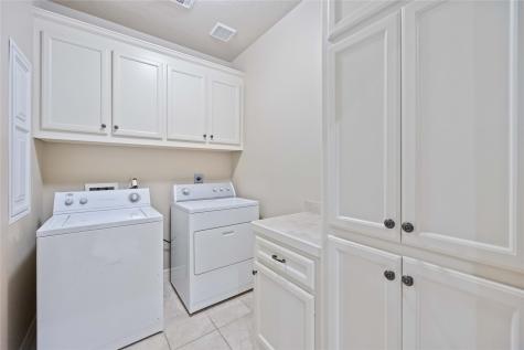 4621 Sharman Street Houston TX 77009