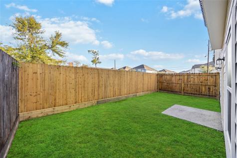 4621 Sharman Street Houston TX 77009