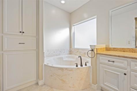 4621 Sharman Street Houston TX 77009