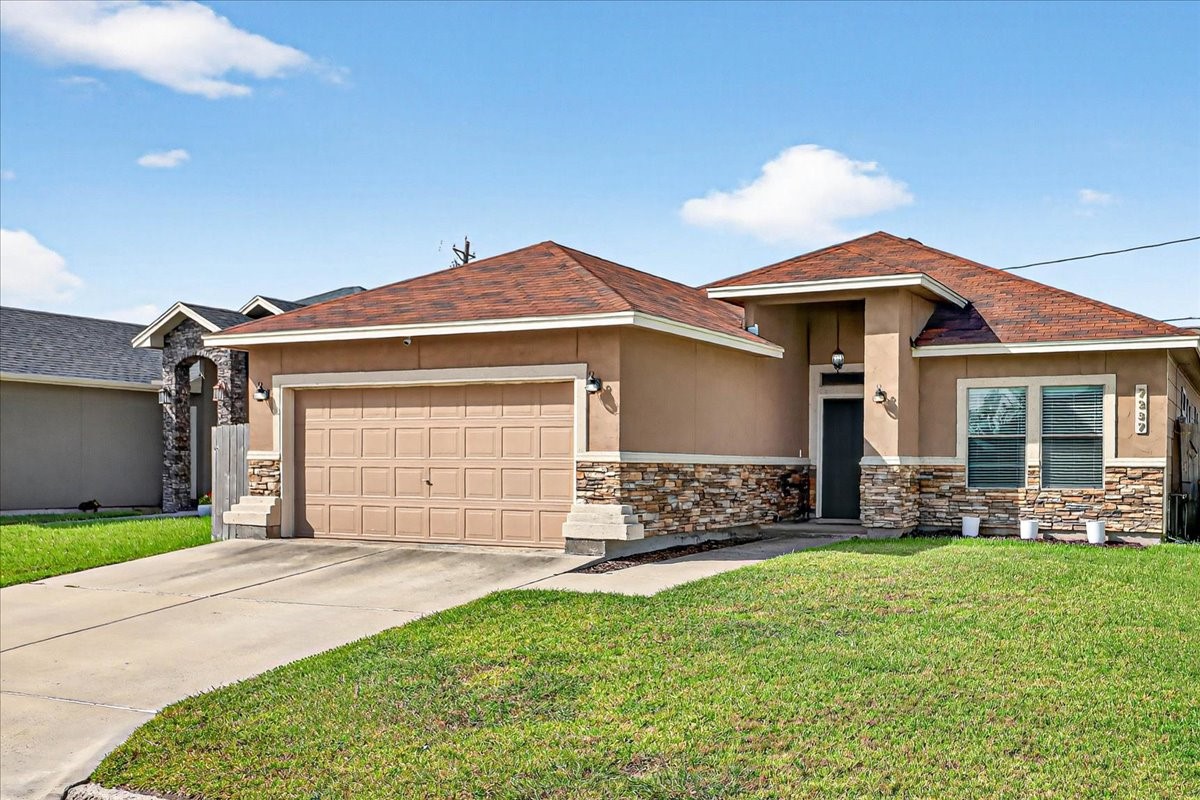 7237 Lake Tranquility Drive Corpus Christi TX 78414