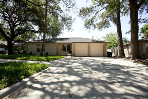 938 Shawnee Street Houston TX 77034