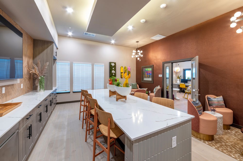 4611 N N Interstate 35 Frontage Road Road Austin TX 78722