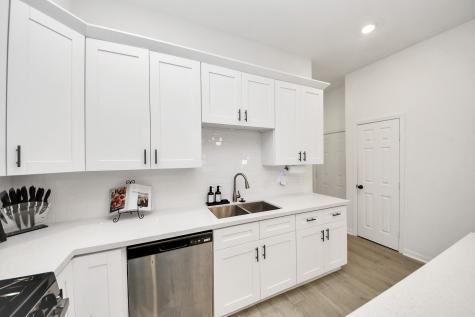 4613 Ireland Street B Houston TX 77016