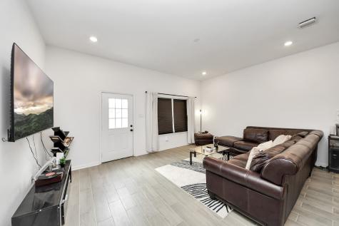 4613 Ireland Street B Houston TX 77016