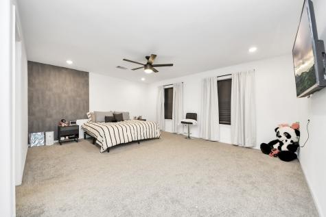 4613 Ireland Street B Houston TX 77016