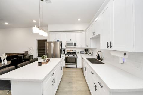 4613 Ireland Street B Houston TX 77016