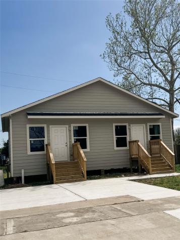 103 A Lincoln Cedar Drive Baytown TX 77523
