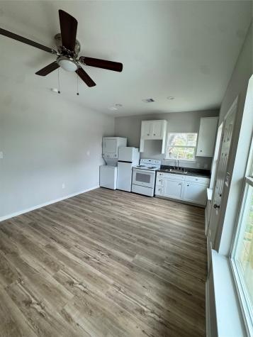 103 A Lincoln Cedar Drive Baytown TX 77523