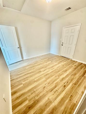103 A Lincoln Cedar Drive Baytown TX 77523