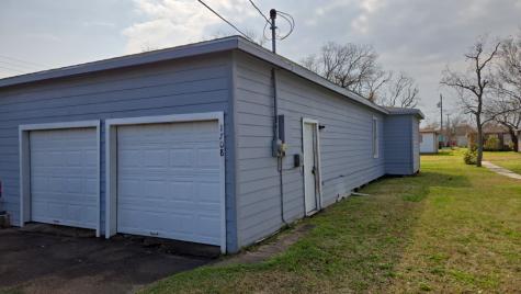 1708 W 5th Street Freeport TX 77541