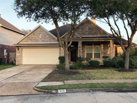 3115 Chappelwood Drive Pearland TX 77584