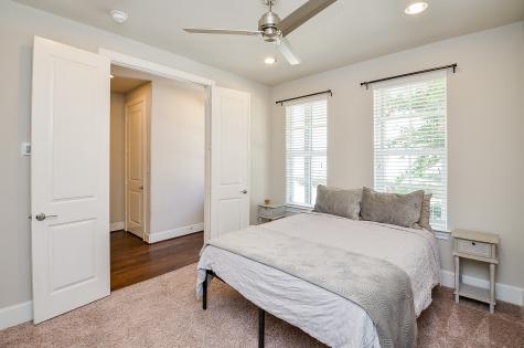 8641 Green Kolbe Lane Houston TX 77080