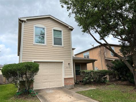 3410 Becker Glen Street Fresno TX 77545