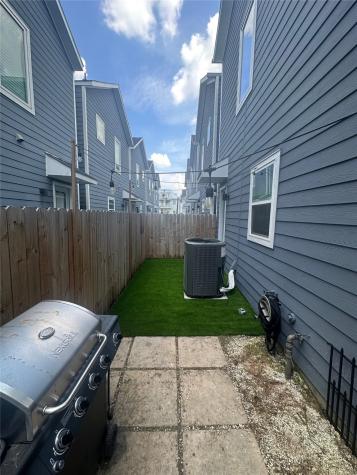 2517 Hollister Street Houston TX 77080