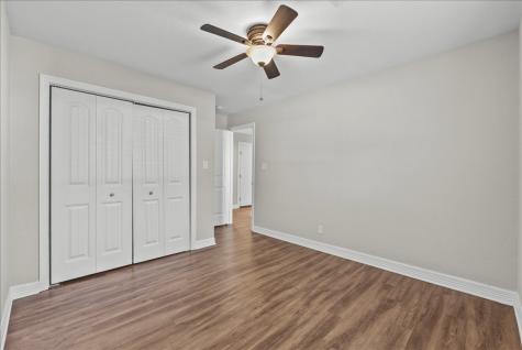 120 N Illinois Avenue League City TX 77573