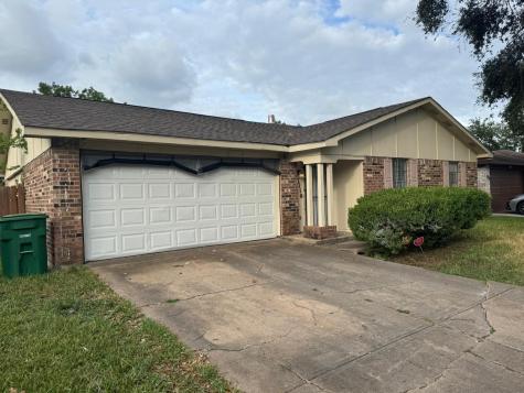 6110 W Ridgecreek Drive Houston TX 77053