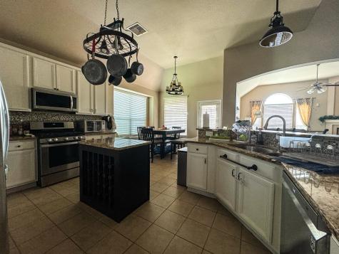 2907 Cedar Hill Court Pearland TX 77584