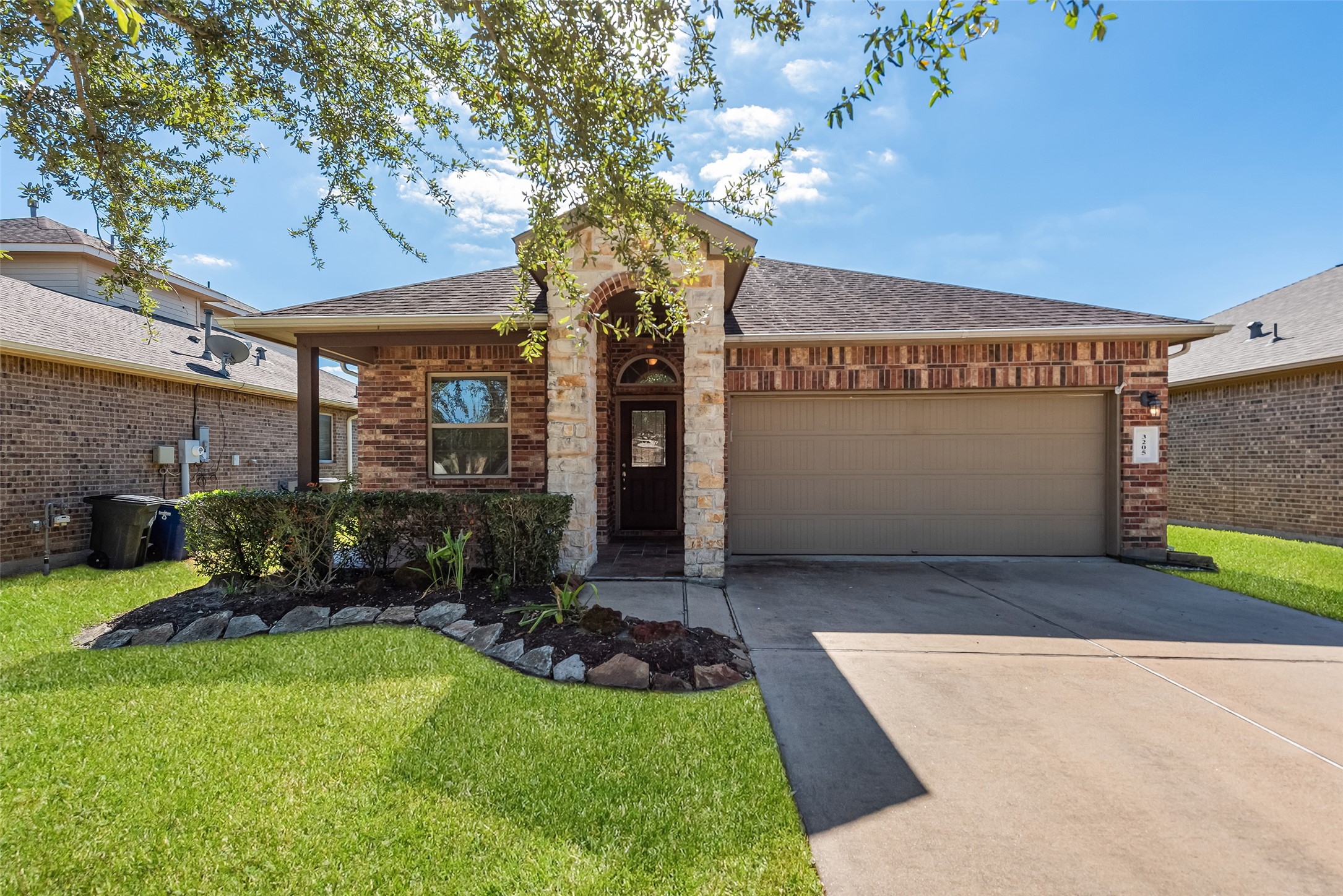 3205 Featherwood Lane Dickinson TX 77539