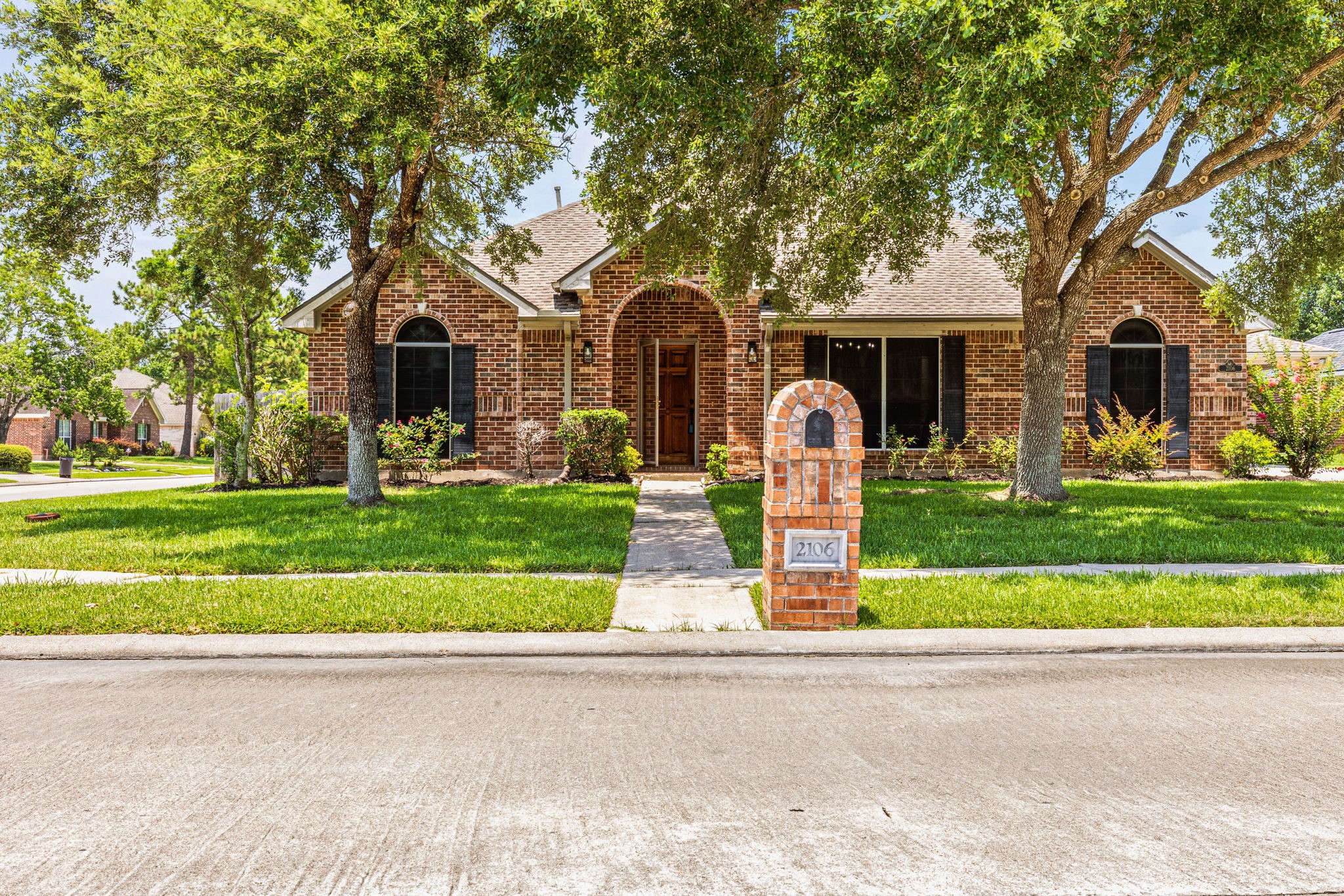 2106 Paintbrush Avenue League City TX 77573