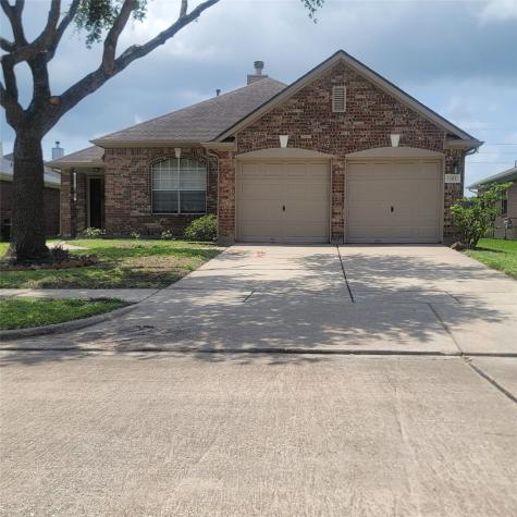 1411 Hunter Ridge Court Fresno TX 77545