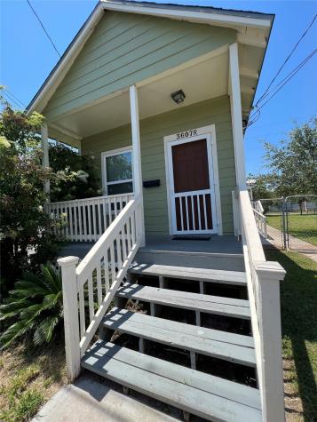 3607 Winnie Rear Street Galveston TX 77550