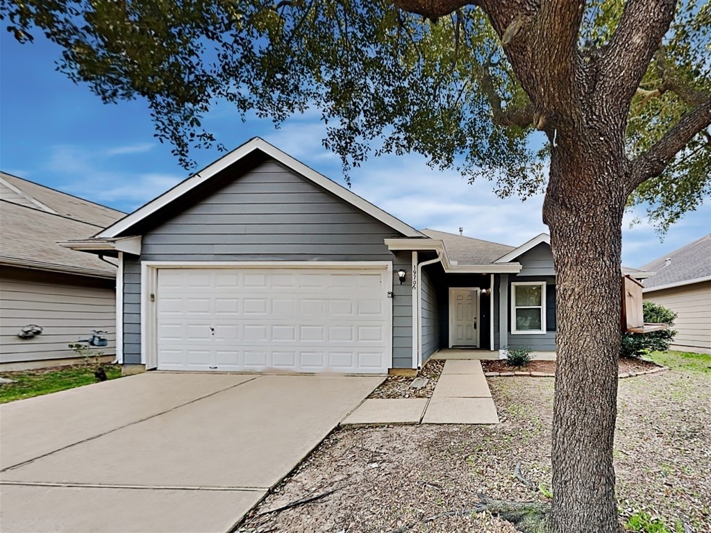 19706 Rocky Shores Drive Tomball TX 77375