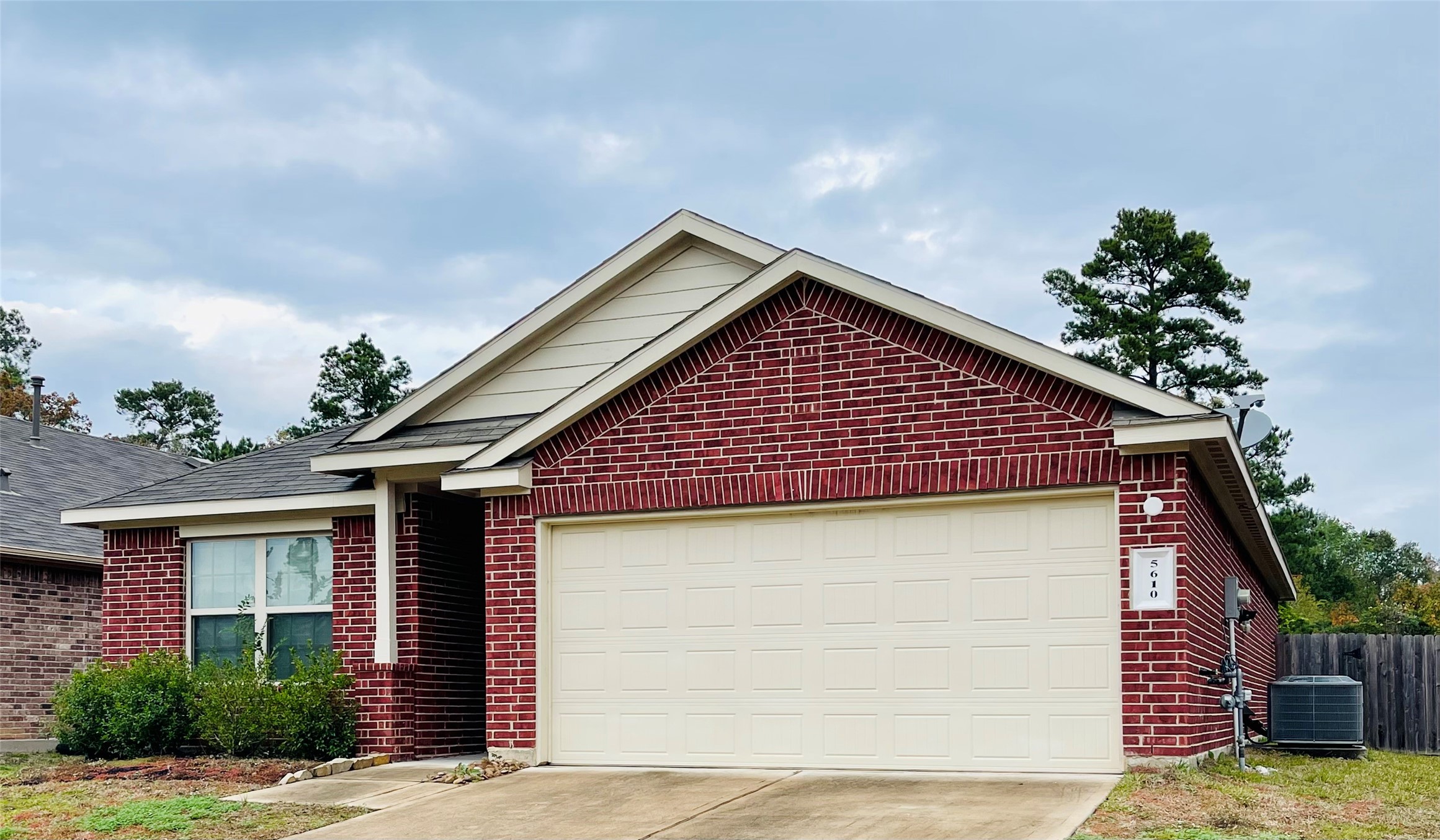 5610 Mesquite Oaks Trail Spring TX 77389