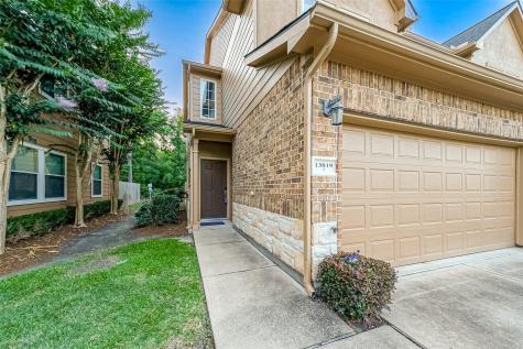13019 Iris Garden Lane Houston TX 77044