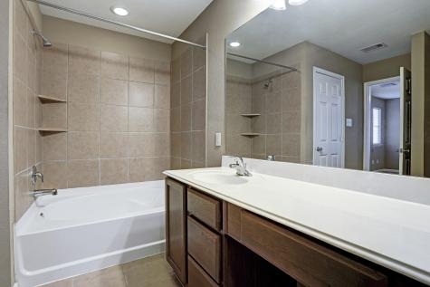19036 Bee Line Court Houston TX 77073