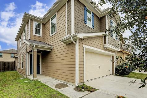 19036 Bee Line Court Houston TX 77073