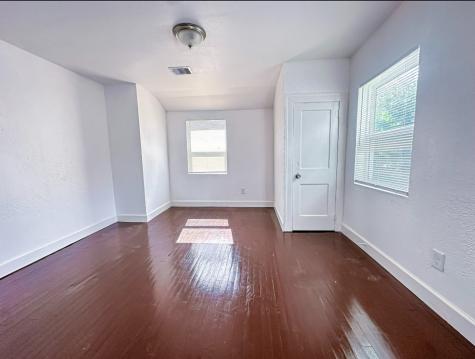 2555 Pierce Street Beaumont TX 77703
