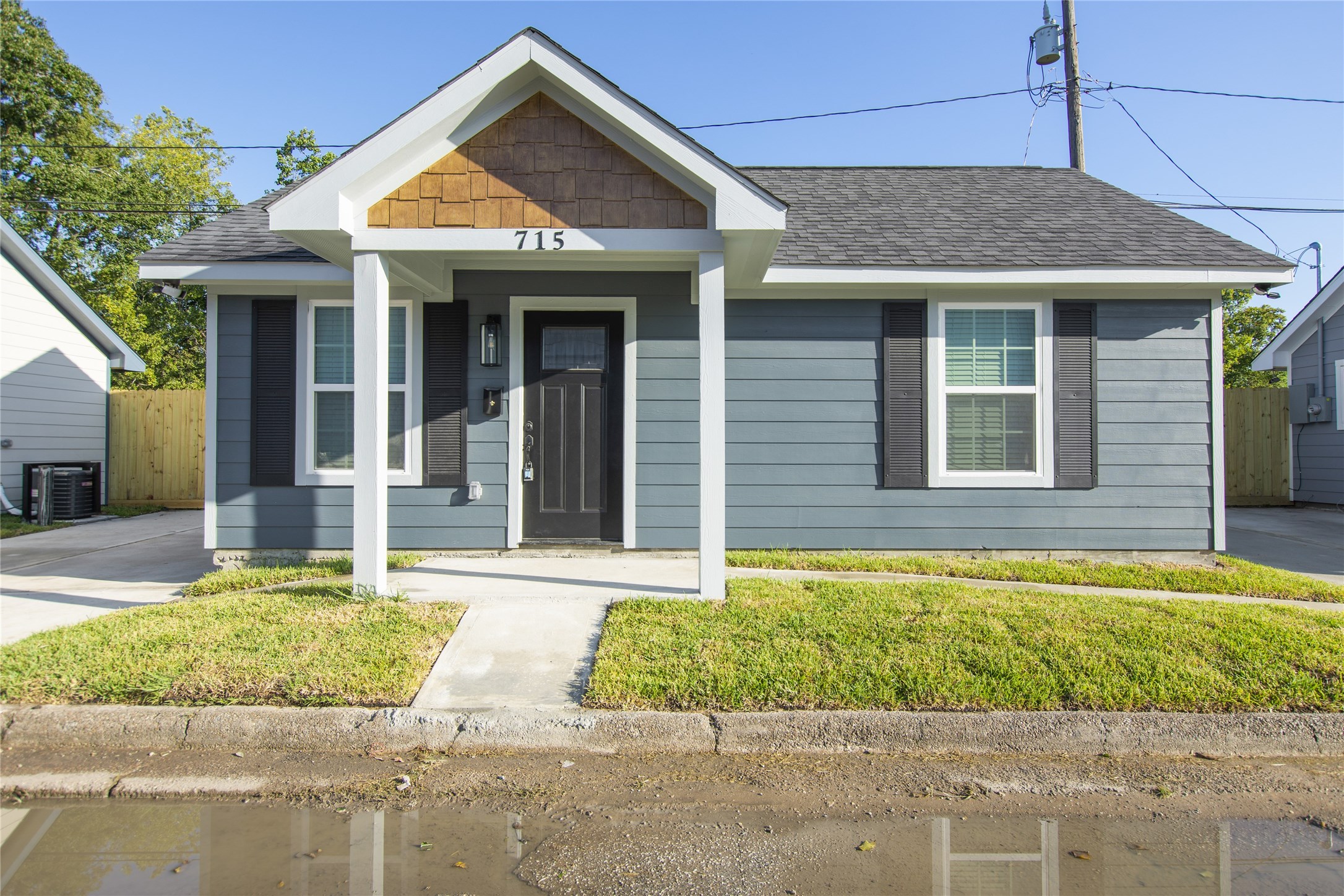 715 Hamon Drive Pasadena TX 77506