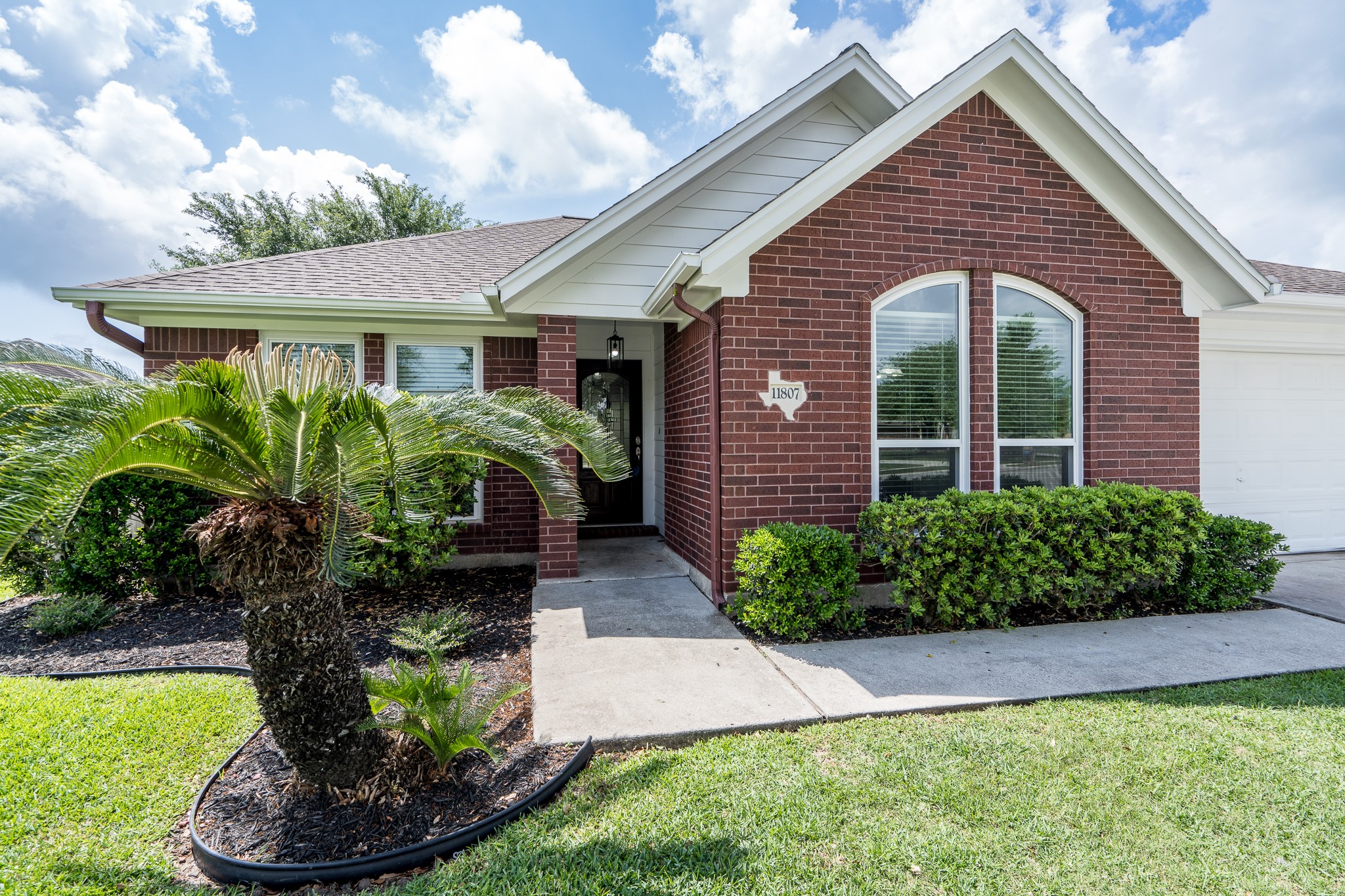 11807 Old Spanish Trail Santa Fe TX 77510