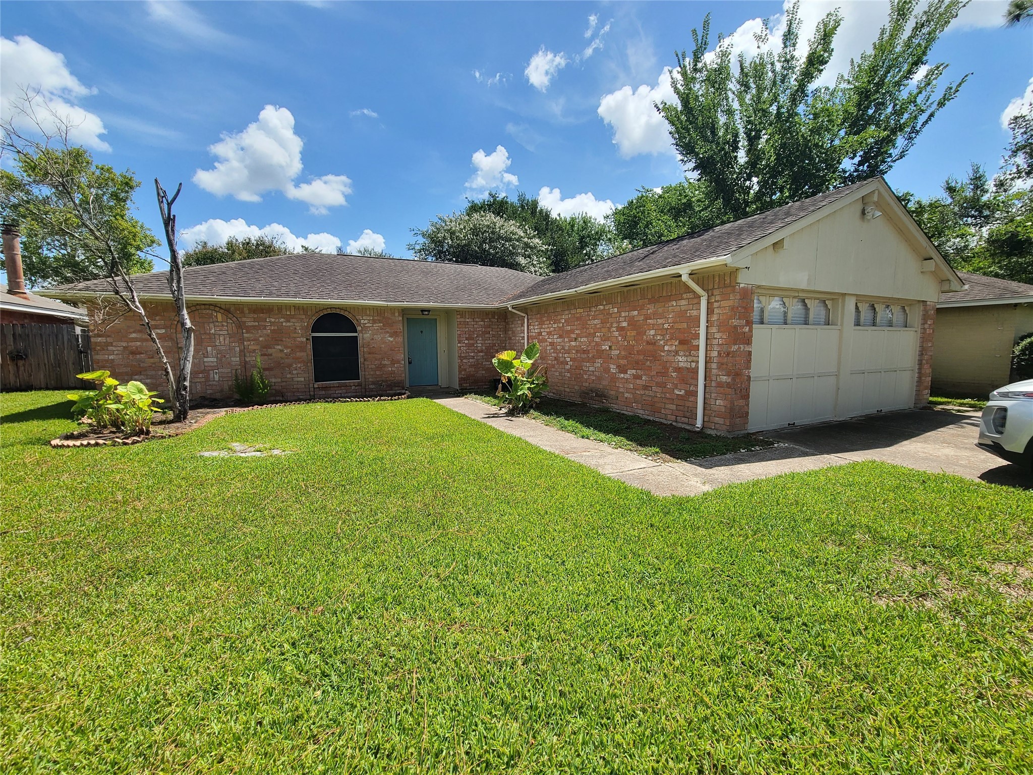 2611 Plymouth Rock Drive Webster TX 77598