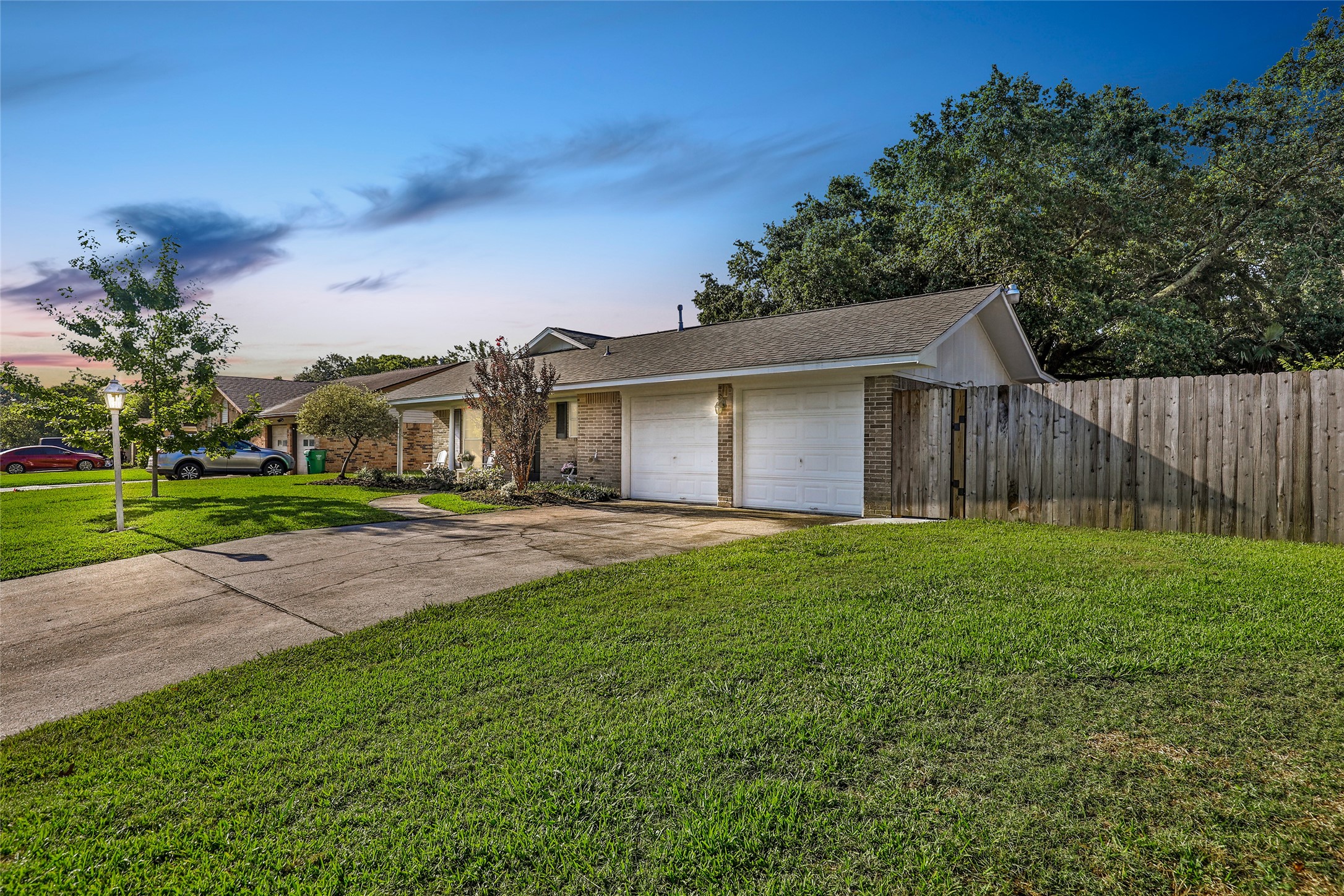 613 Inwood Drive Baytown TX 77521