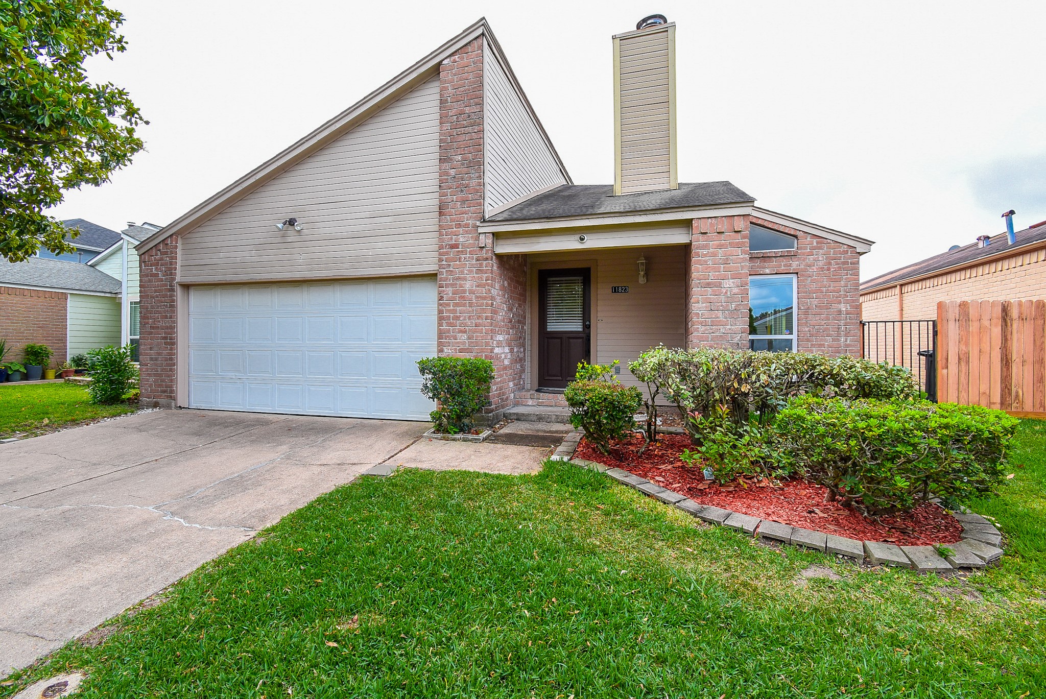 11823 Zarroll Drive Houston TX 77099