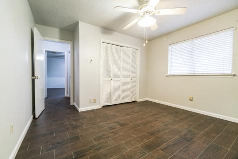 10746 Lakewood Oaks Drive Sugar Land TX 77498