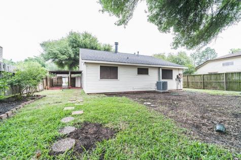 10746 Lakewood Oaks Drive Sugar Land TX 77498