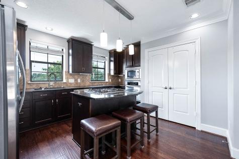 1119 Hempstead Villa Lane Houston TX 77008