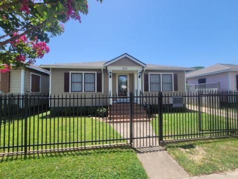 2115 Avenue O Galveston TX 77550