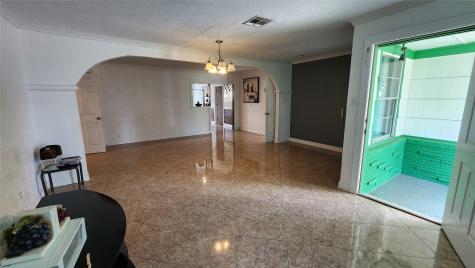 3911 Avalon Avenue Port Arthur TX 77642