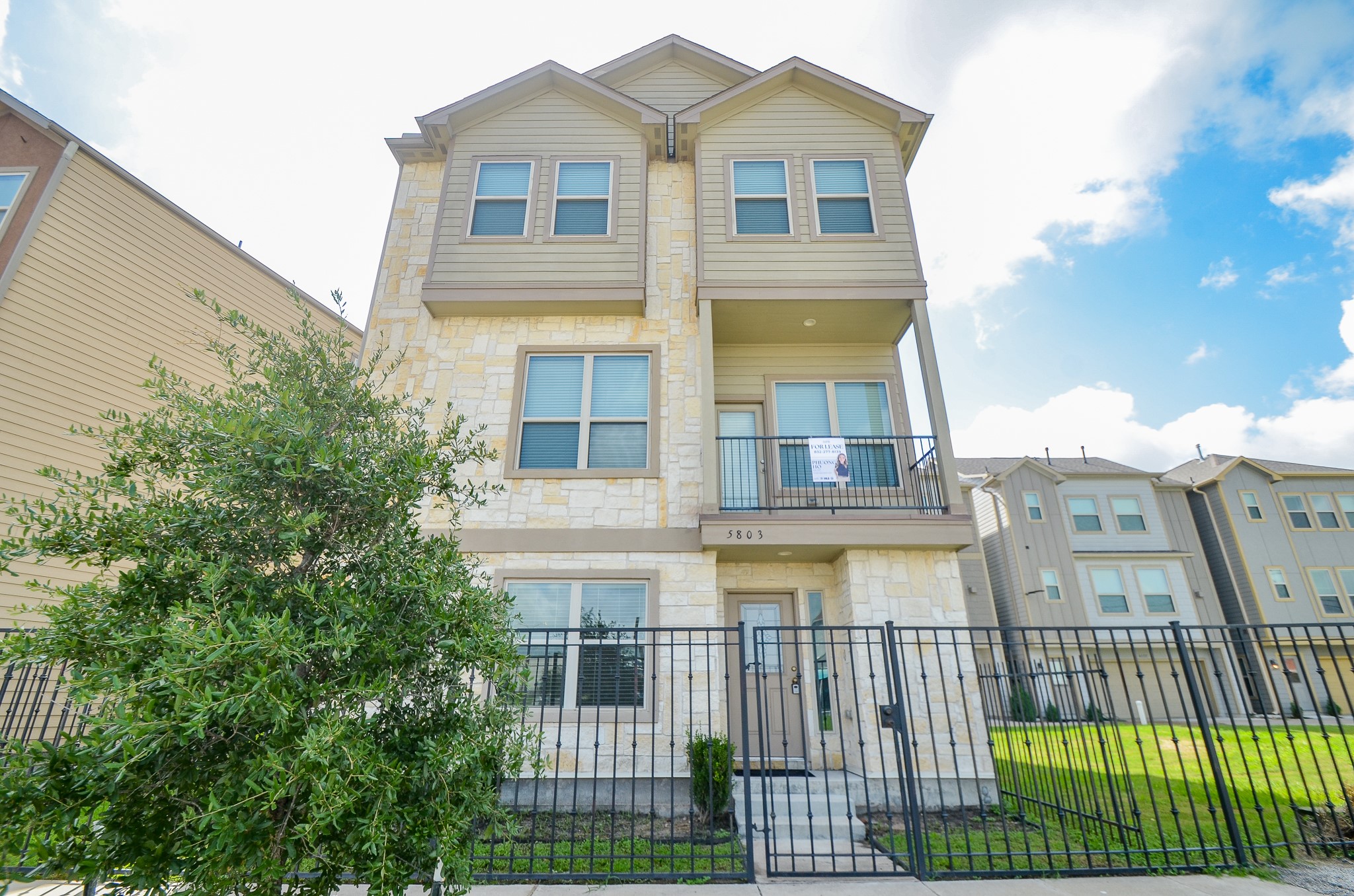 5803 Conley Street Houston TX 77021